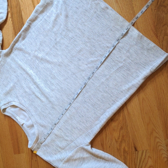 GAP Heathered Gray Pullover Ribbed Knit - Picture 3 of 7